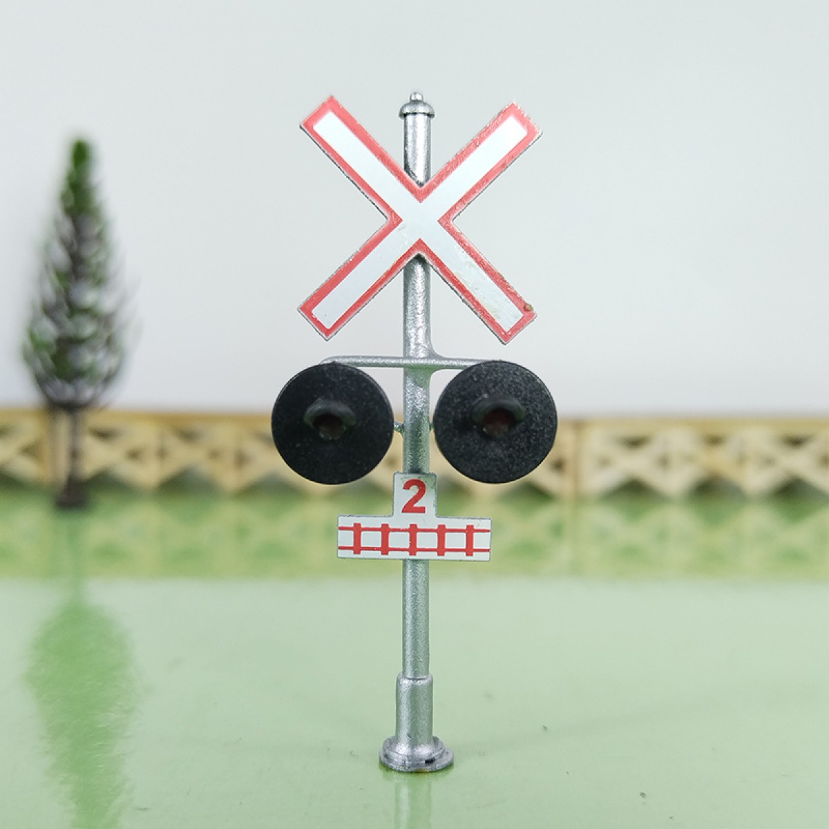 2 x HO scale Canadian railroad grade crossing signals LED made 2 tracks #CCS22